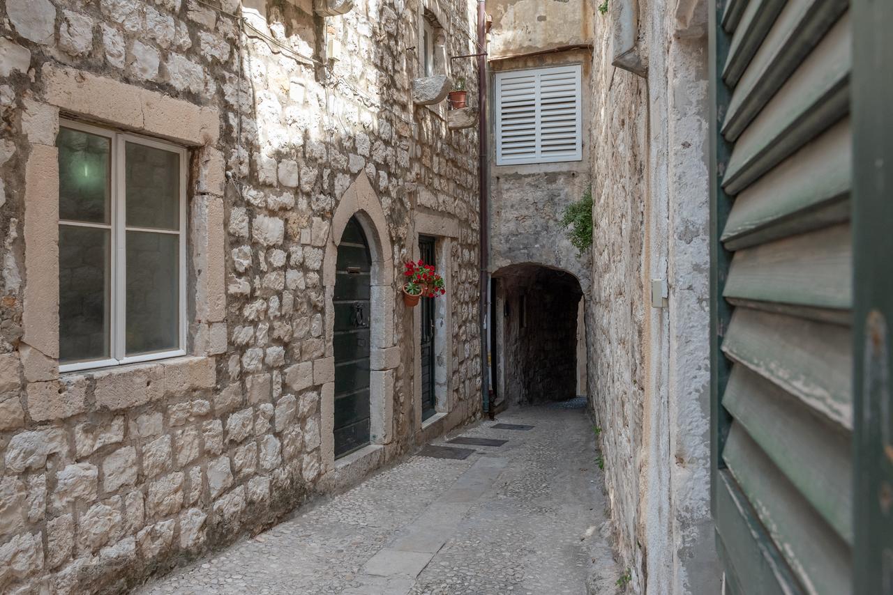 Apartment Bastina Ii *